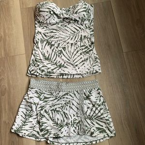 Anne Cole Tankini  Size LargeTop, Medium Bottom.